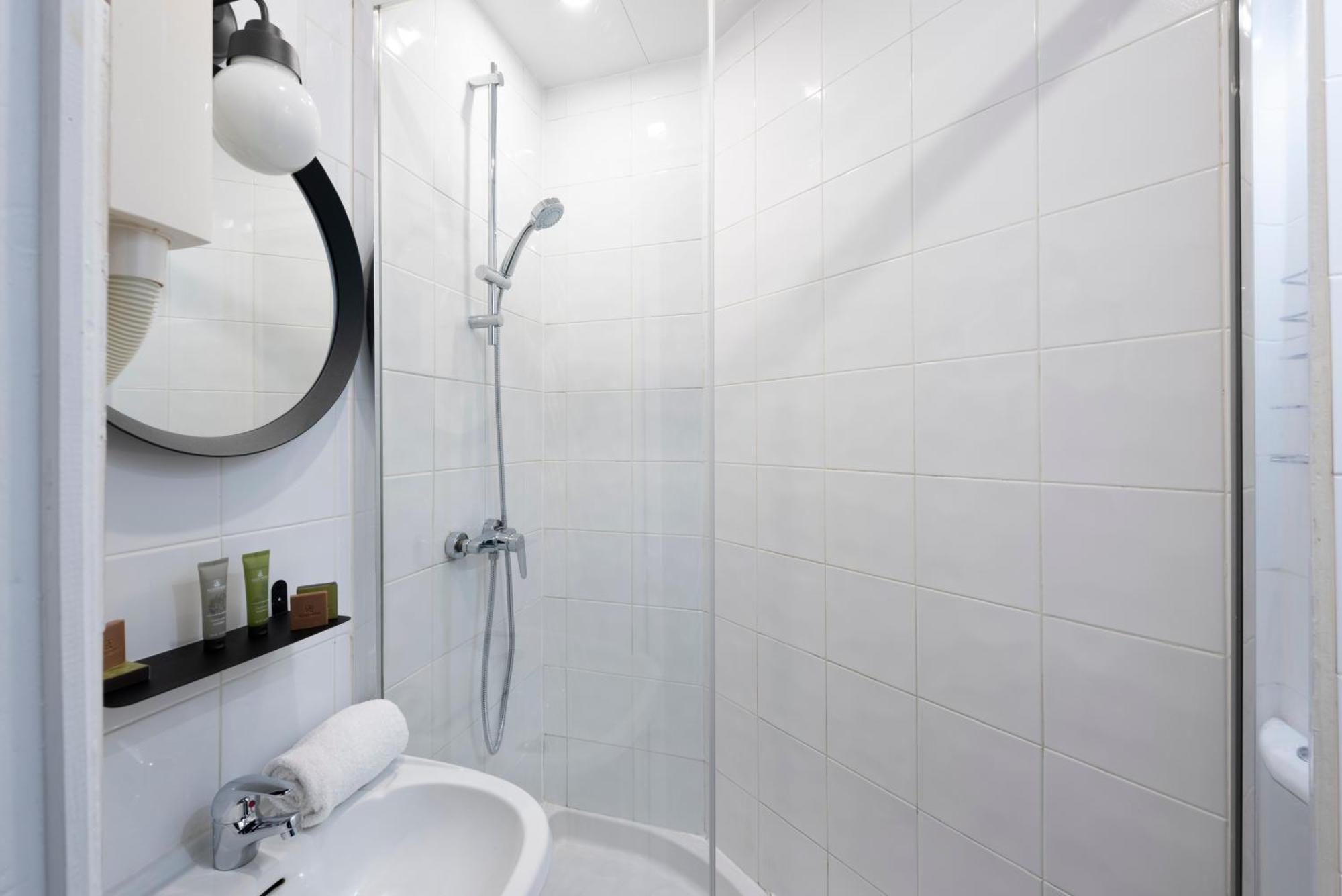 Lennon By Avalon Hotel Paris Gare Du Nord מראה חיצוני תמונה